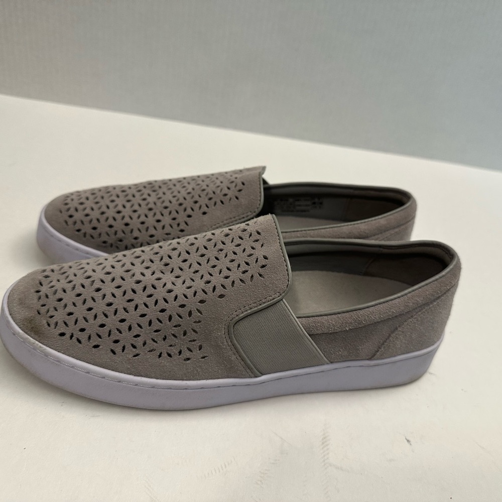 VIONIC Splendid Kani Suede Women's Slip-On Walking Shoes in Grey Size 9.5 - Picture 8 of 13